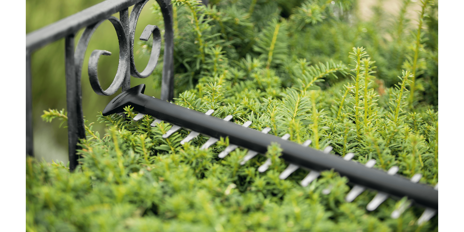 UniversalHedgeCut 18V-50
